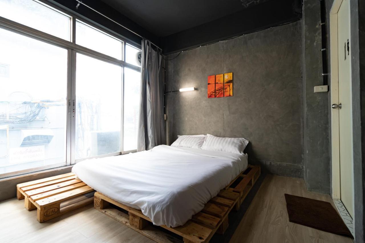The Beds Ever Hostel (Adults Only) Banguecoque Exterior foto
